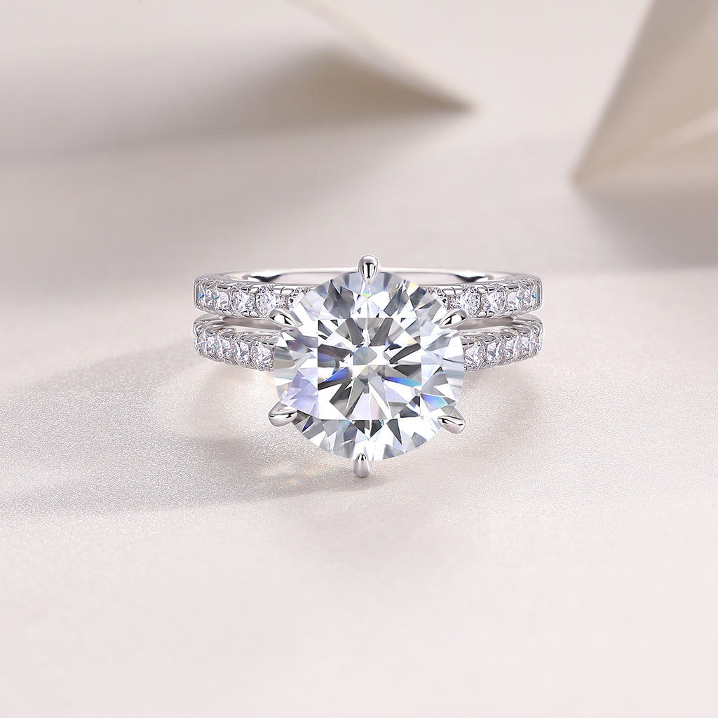 Arrange Large Diamond Rings Luxuriously And Fashionably Set With Moissanite Silver Rings