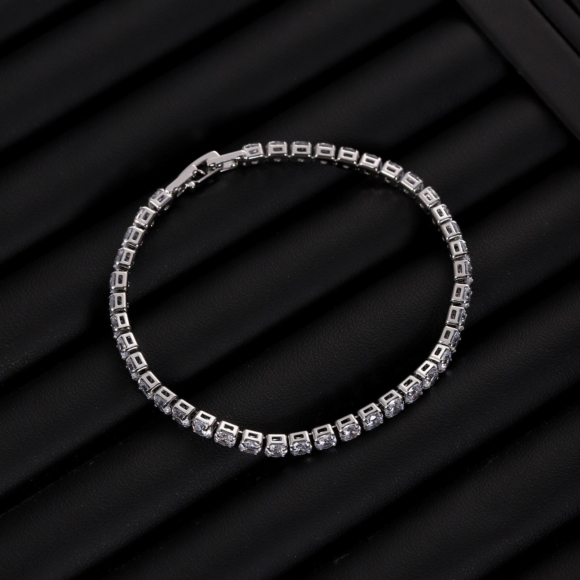 Sleek Luxury Sparkling Zircon Bracelet,Detachable Extender Chain,Unisex For Daily Wear, Christmas Outfits And Beach Occasions